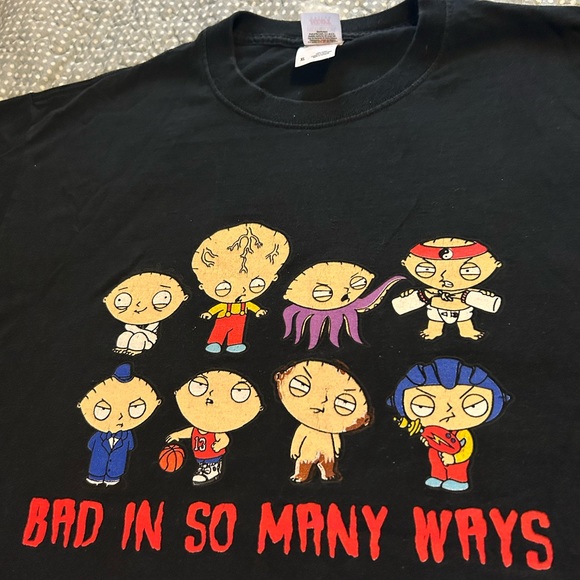 Vintage Family Guy XL black tee ; great front graphic Clean with a light fade - Picture 2 of 9